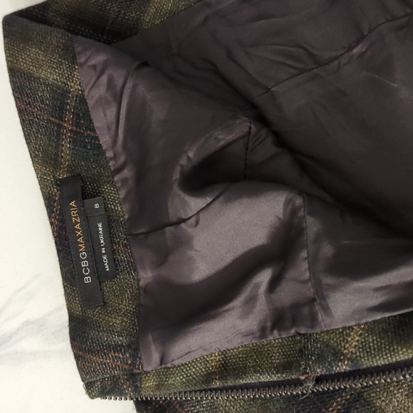 BCBG Midi Skirt - Picture 3 of 3